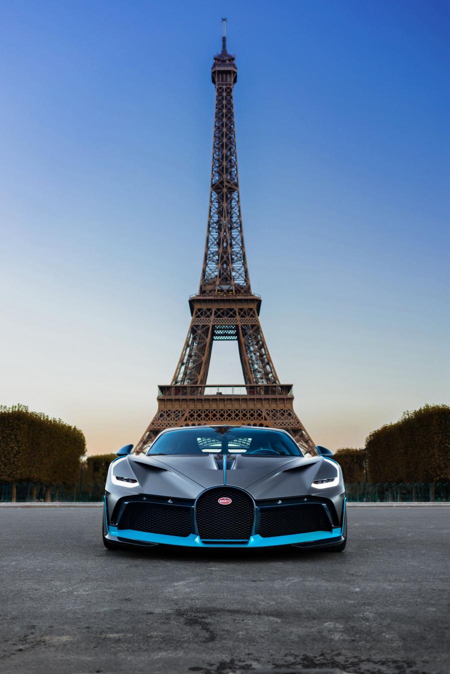  Bugatti Divo 2018 года  (фото 42 из 46)